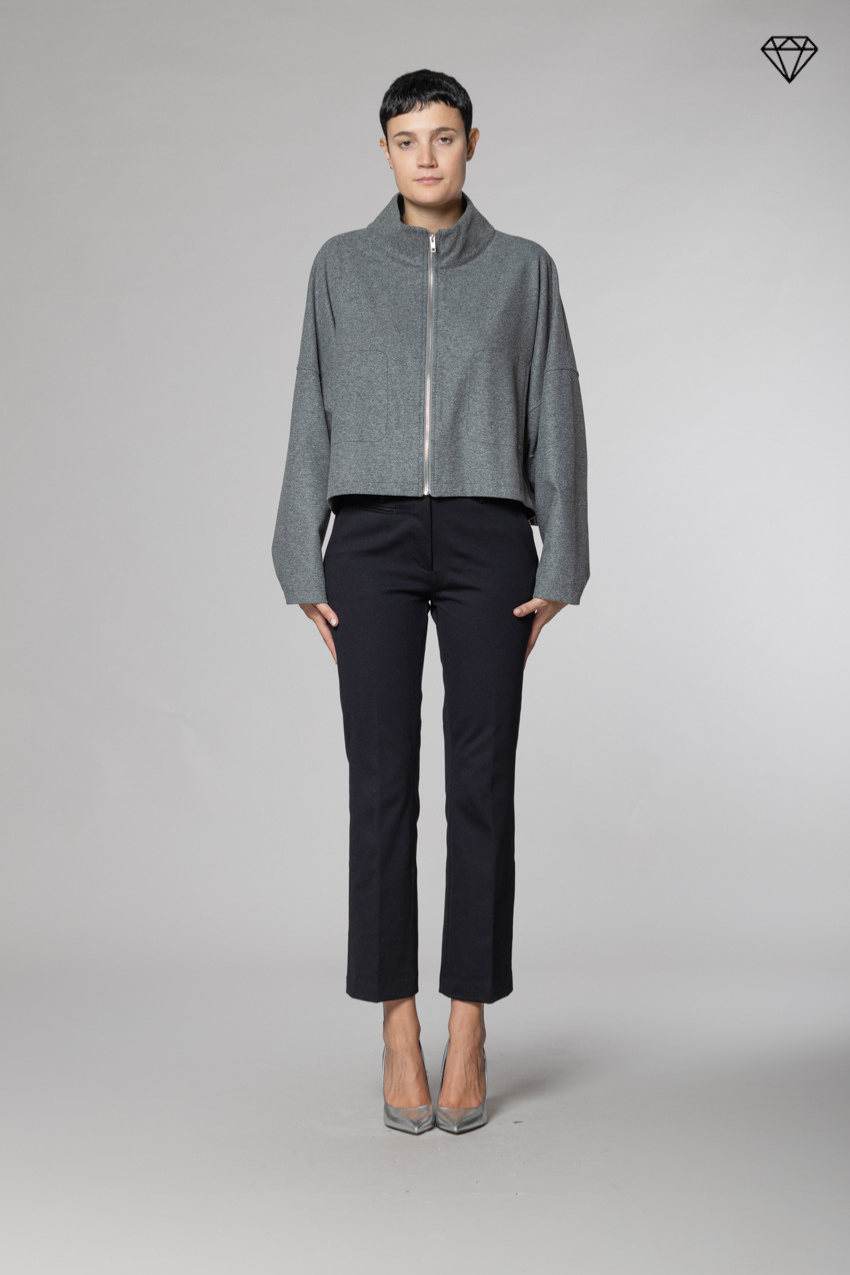 New York Trumpet women’s chino trousers in technical jersey slim fit ①