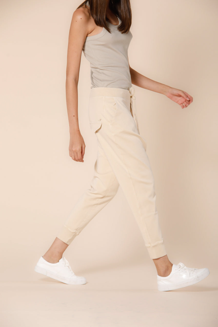 Immagine 4 di pantalone chino jogger donna in jersey color stucco modello Malibu Jogger di Mason's