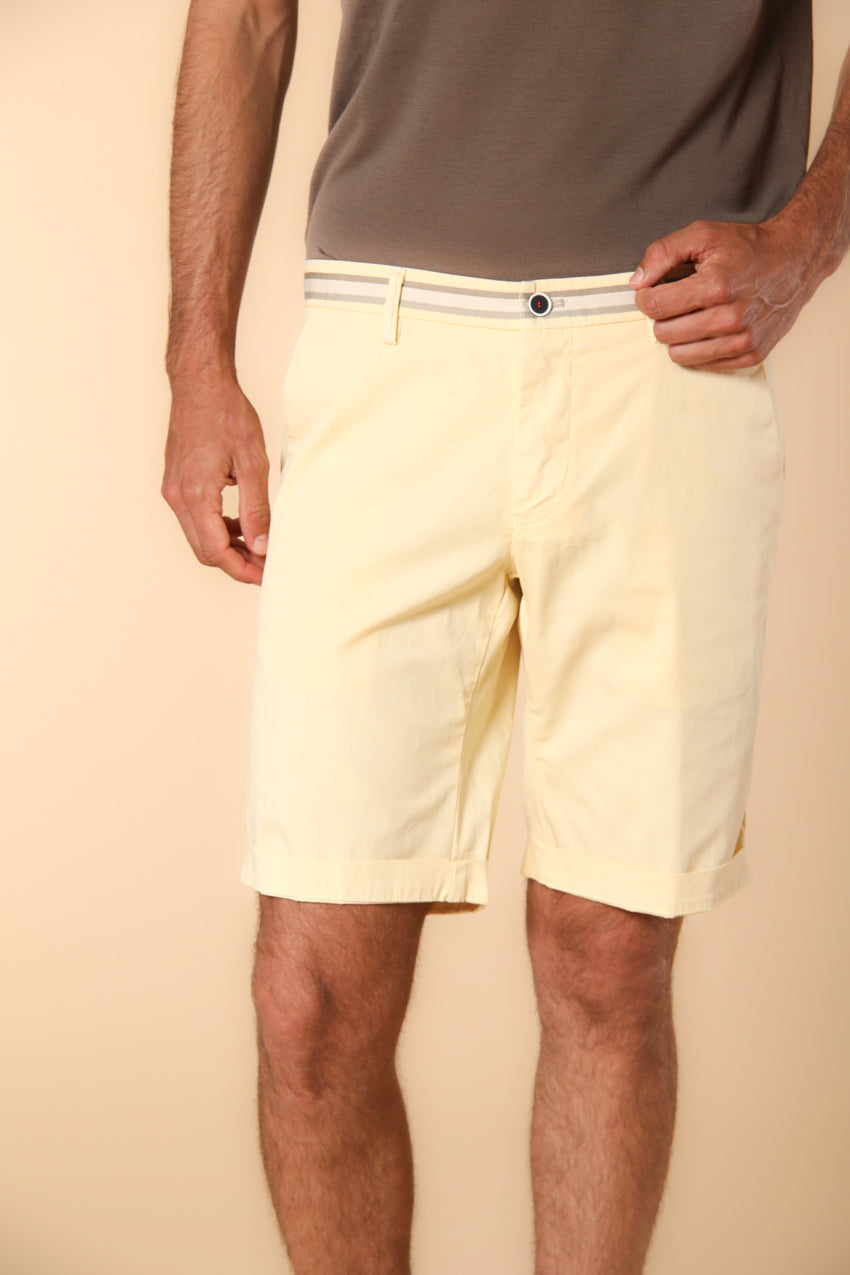 Torino Summer Bermuda chino homme en satin stretch coupe Slim