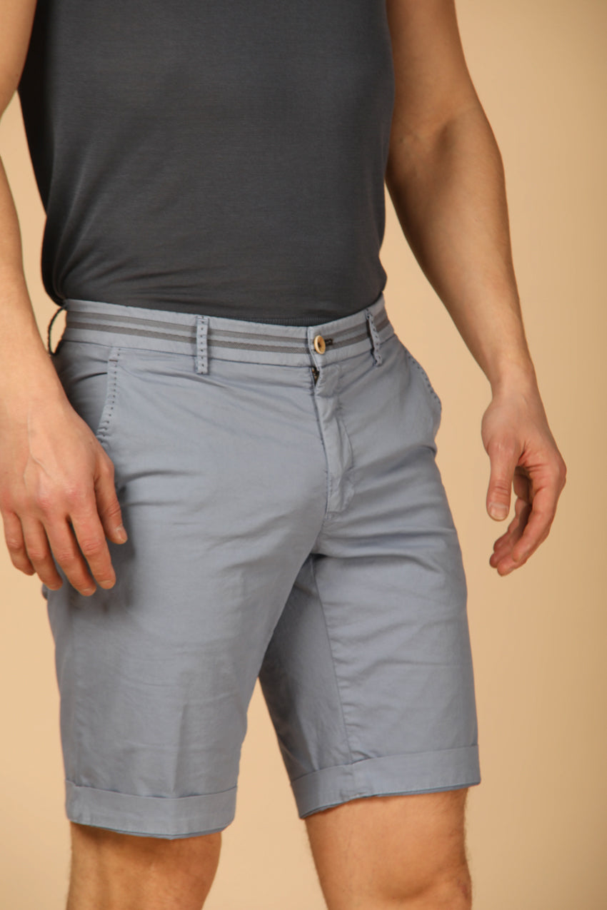 Image 2 of Mason's Torino Tapes model men's chino bermuda in azure, slim fit