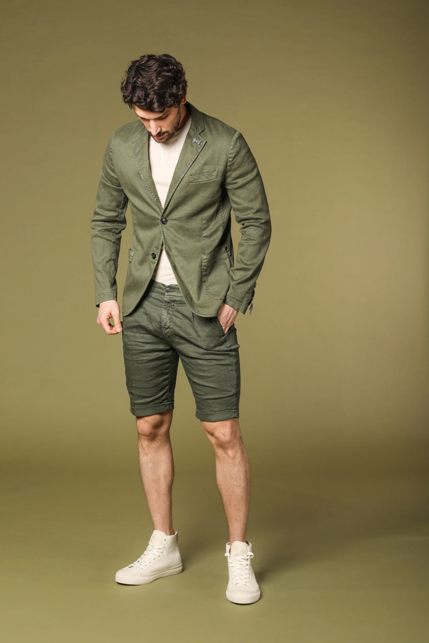 Image 2 of Mason's Osaka 1 Pinces model men's chino bermuda in green, carrot fit