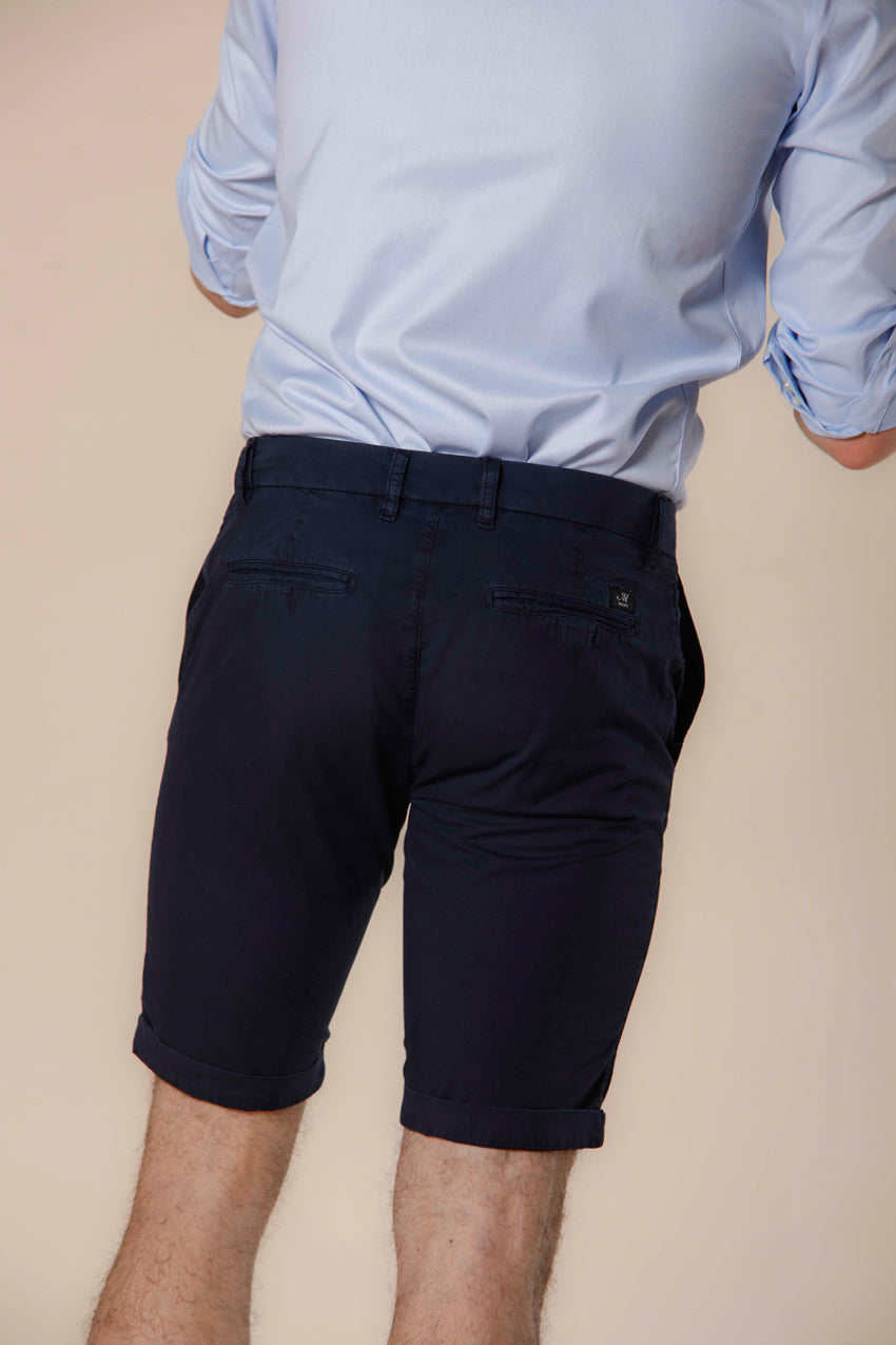 Bild 4 von Herren Chino Bermuda Shorts aus Marineblau Gabardine Stretch Gabardine Modell London von Mason's