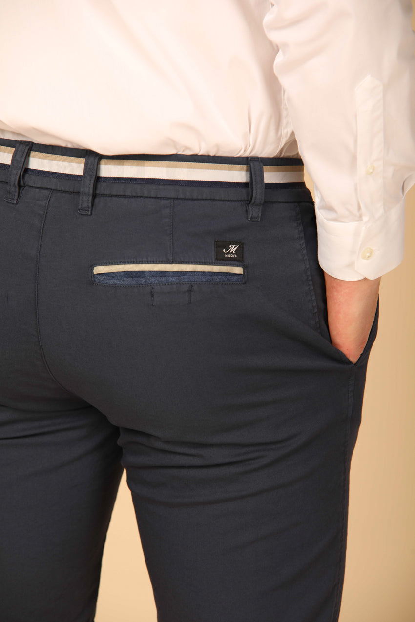 Image 7 of Mason's London Summer model men's chino bermuda in navy blue, regular fit