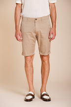 London men's chino bermuda in stretch gabardine regular fit ①