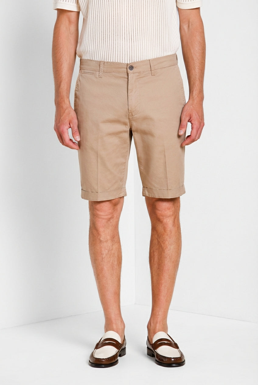 London men's chino bermuda in stretch gabardine regular fit ①