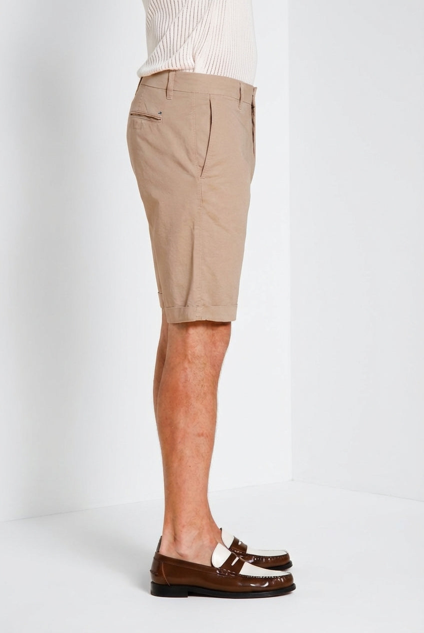 London men's chino bermuda in stretch gabardine regular fit ①