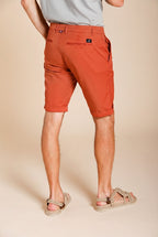 London bermuda chino hombre en gabardina stretch regular fit ①