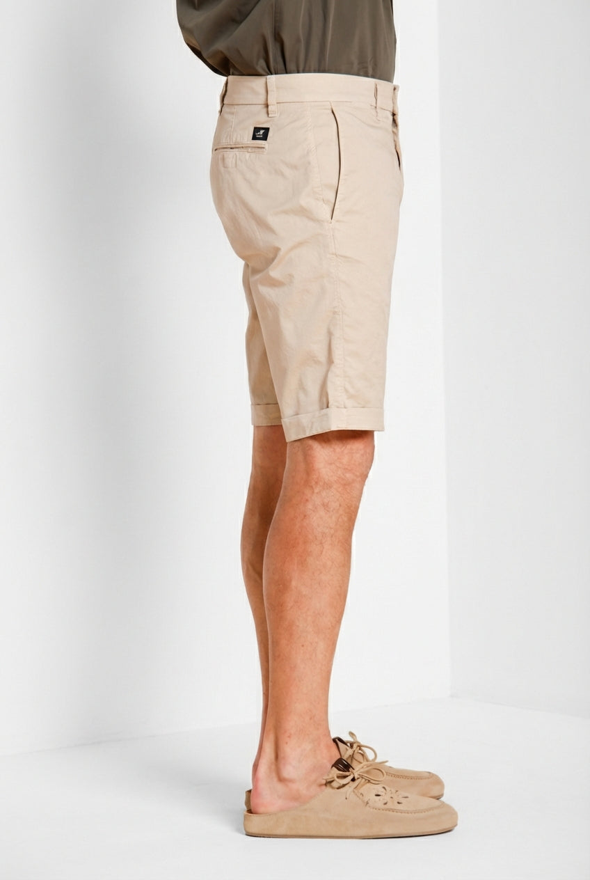 London Herren Chino Bermuda aus Stretch-Gabardine regular fit ①