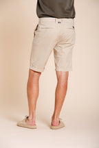 London men's chino bermuda in stretch gabardine regular fit ①