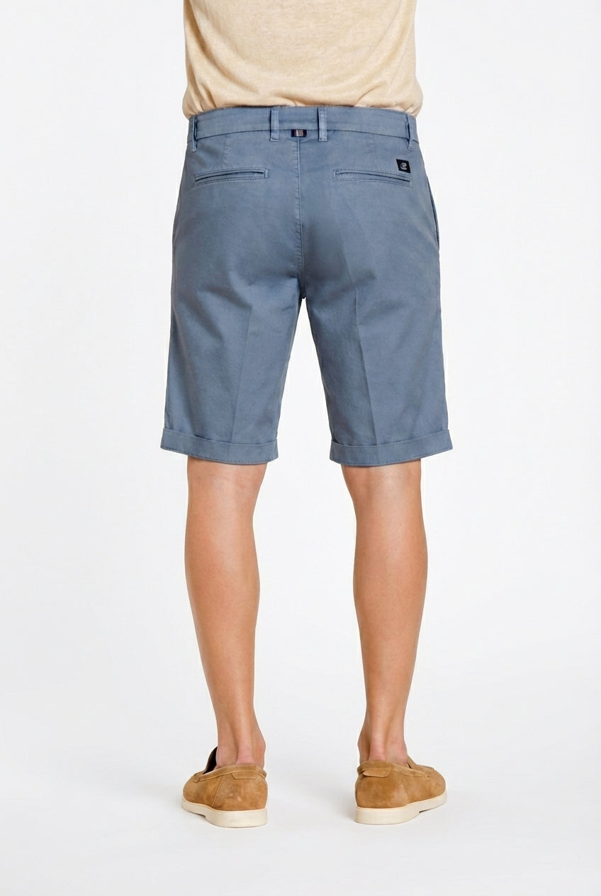 London men's chino bermuda in stretch gabardine regular fit ①