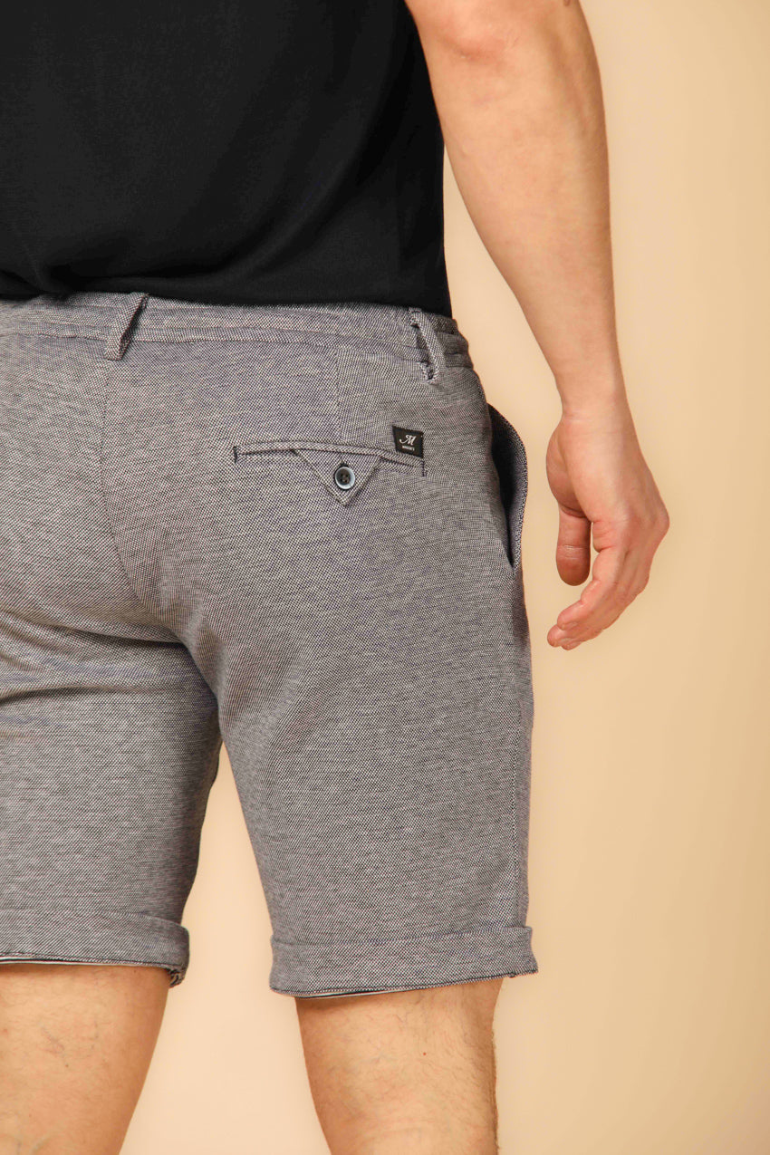 Image 4 of Mason's Torino Jog 1 model men's chino jogger bermuda in navy blue, slim fit