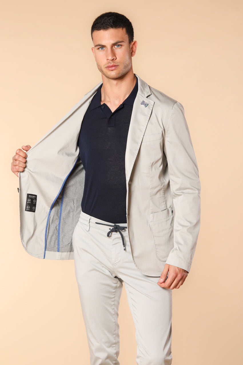 Da Vinci men's travel blazer in technical stretch satin with details