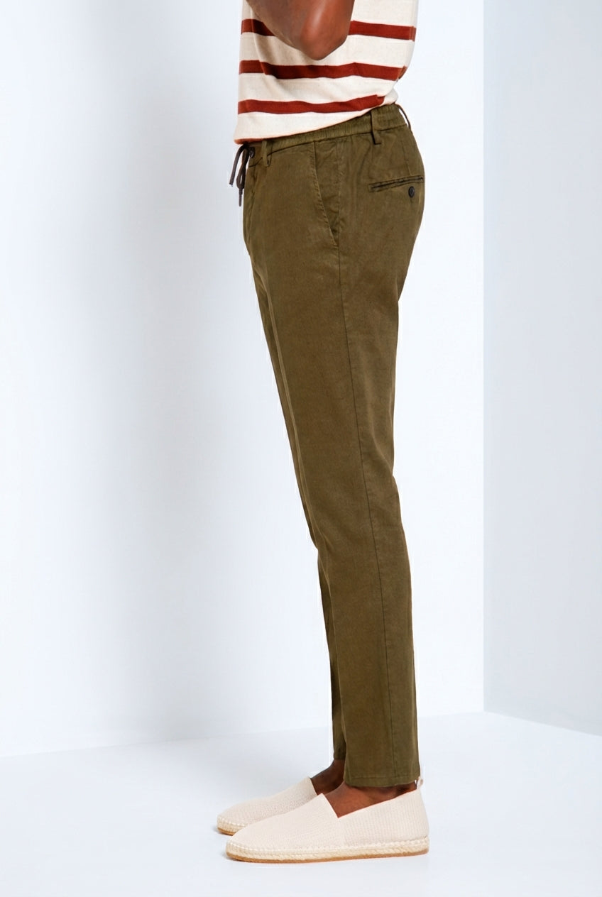 Milano Jogger pantalón chino hombre en sarga de lino y algodón extra slim fit