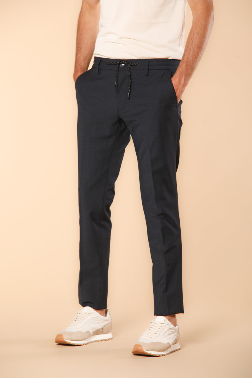 Milano Jogger pantalón chino para hombre en lana travel corte extra slim fit