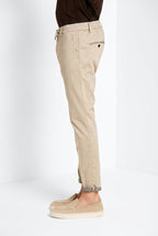 Milano Jogger Travel pantalón chino hombre en satén técnico travel stretch extra slim fit