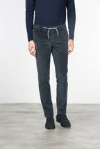 Milano Jogger pantalón chino de hombre en terciopelo 500 líneas extra slim fit