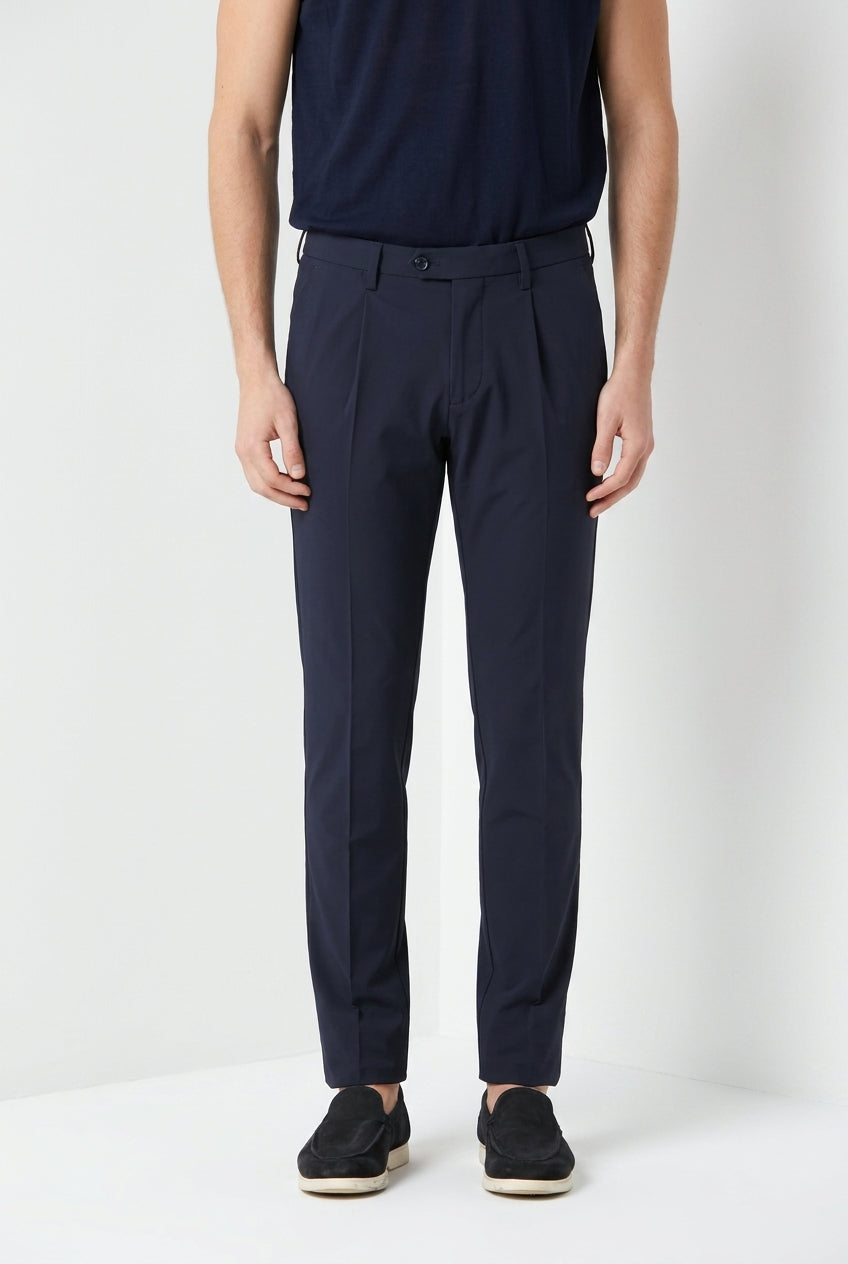 Torino 1 Pinces Dynamic pantalón chino jogger hombre en jersey súper técnico slim fit