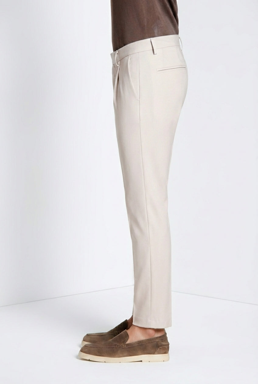 Torino 1 Pinces Dynamic pantalón chino jogger hombre en jersey super técnico slim fit