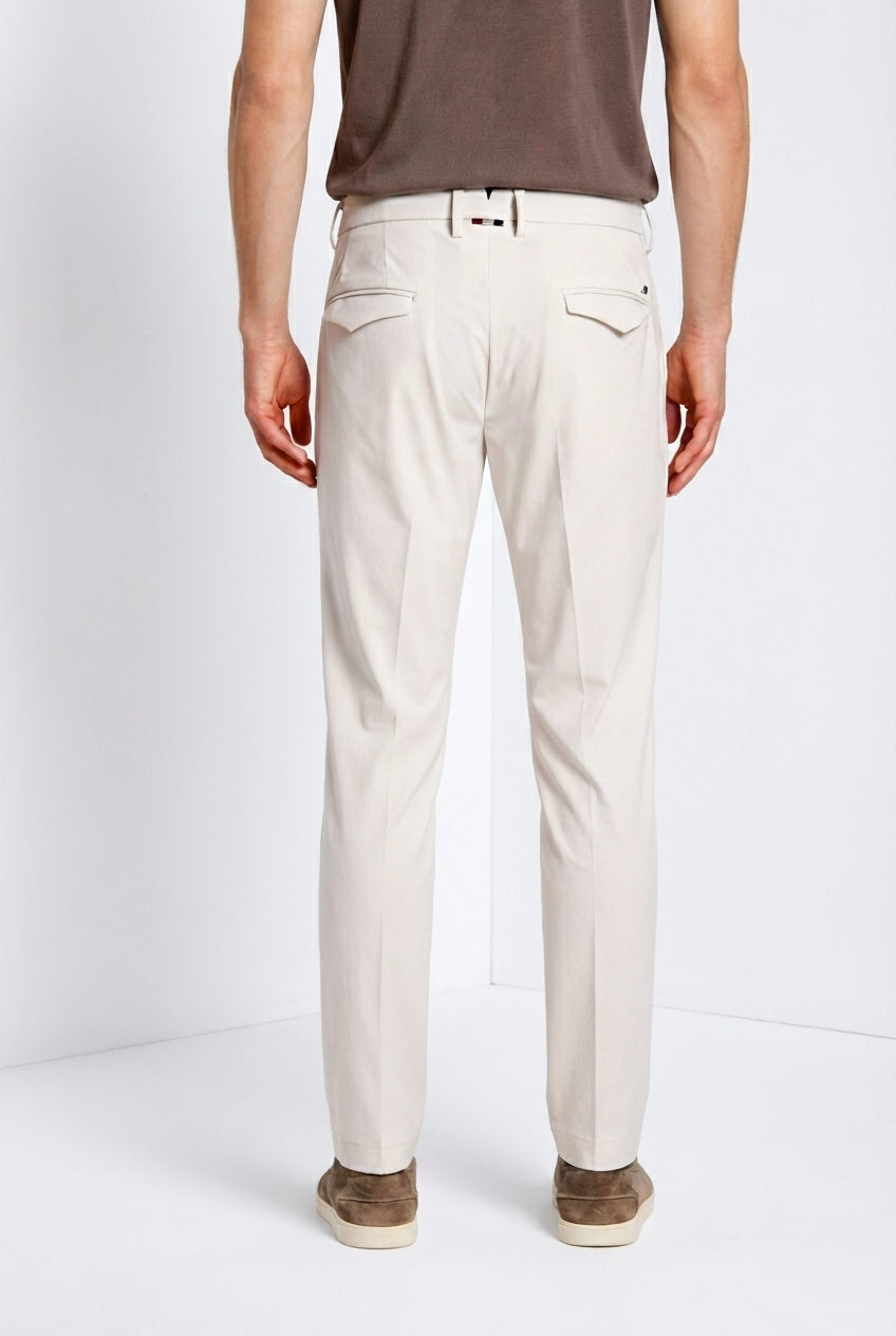 Torino 1 Pinces Dynamic pantalón chino jogger hombre en jersey super técnico slim fit