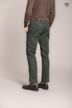 New York Herren Chinohose aus Stretch-Gabardine Regular Fit ①