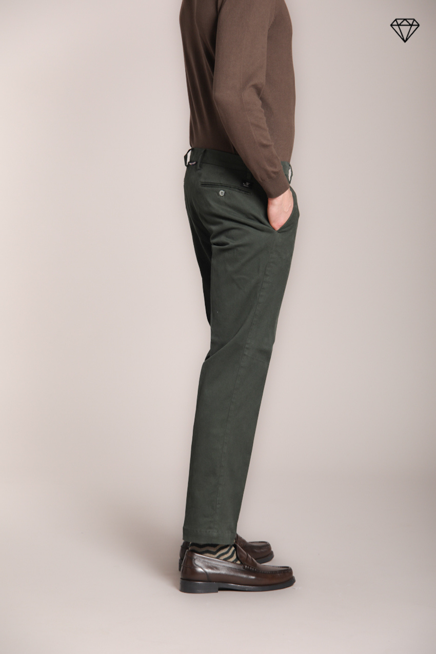 New York Herren Chinohose aus Stretch-Gabardine Regular Fit ①