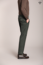 New York Herren Chinohose aus Stretch-Gabardine Regular Fit ①