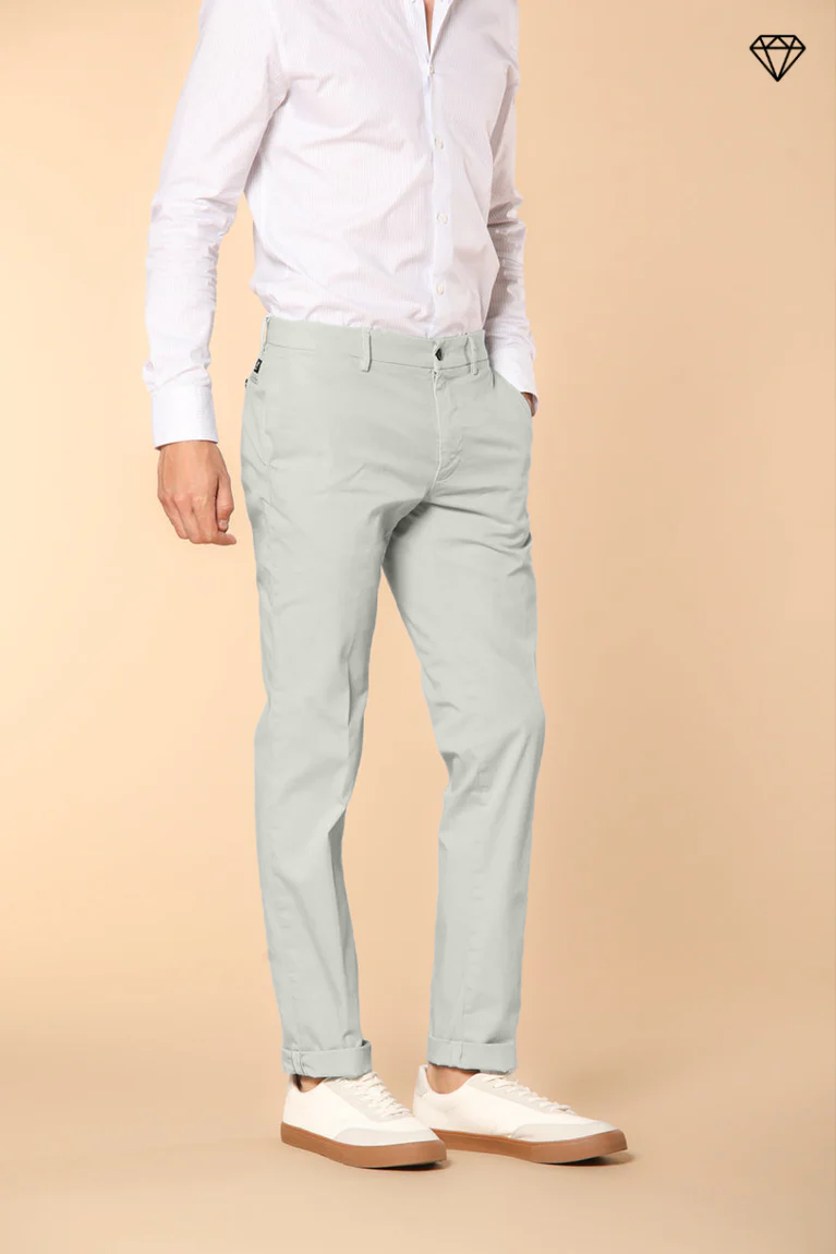 New York Herren Chino Hose aus Stretch-Satin Regular Fit ①