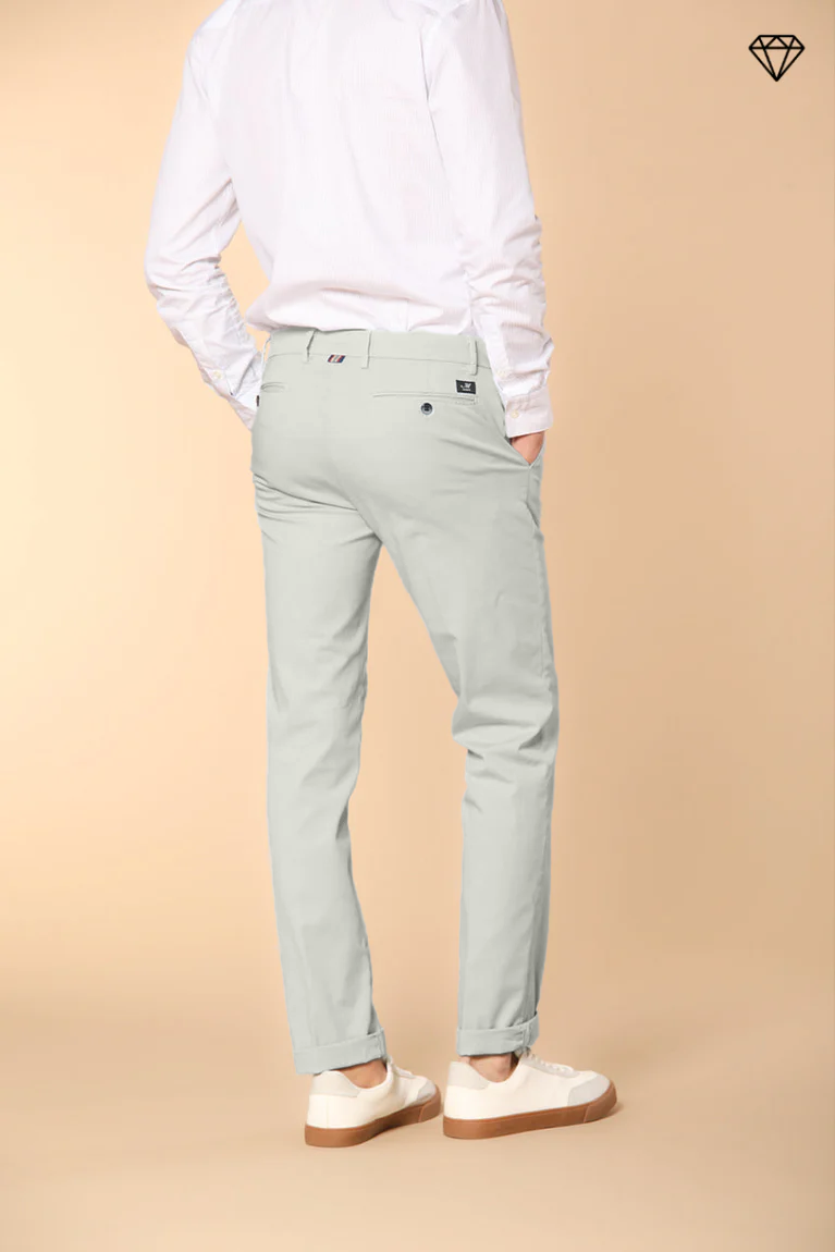 New York Herren Chino Hose aus Stretch-Satin Regular Fit ①