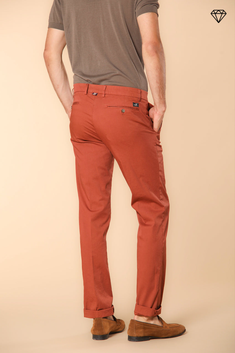 New York Herren Chino Hose aus Stretch-Satin Regular Fit ①