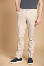 New York City Herren Chino Hose aus leichtem Pima-Baumwoll-Twill Stretch Regular Fit