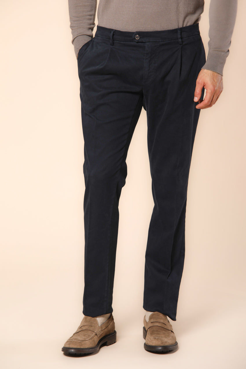 Genova pantalón chino hombre en gabardina ajuste regular