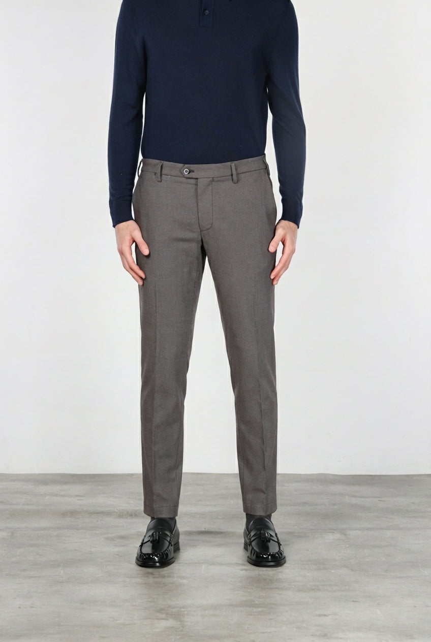 New York men’s chino pants in yarn-dyed birdseye pattern with regular fit
