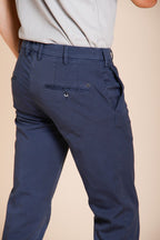 New York Herren Chino Hose aus Stretch-Gabardine regular fit ①