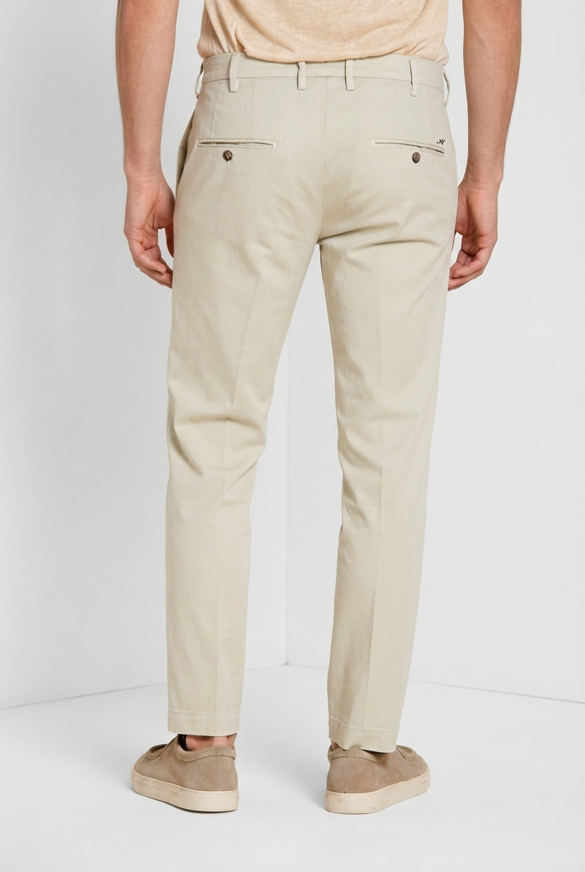 New York pantalón chino hombre en gabardina stretch regular fit ①