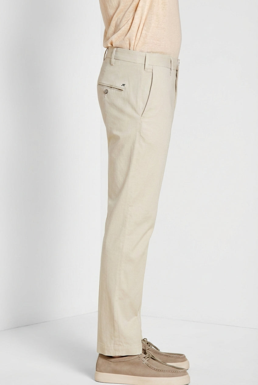 New York pantalón chino hombre en gabardina stretch regular fit ①