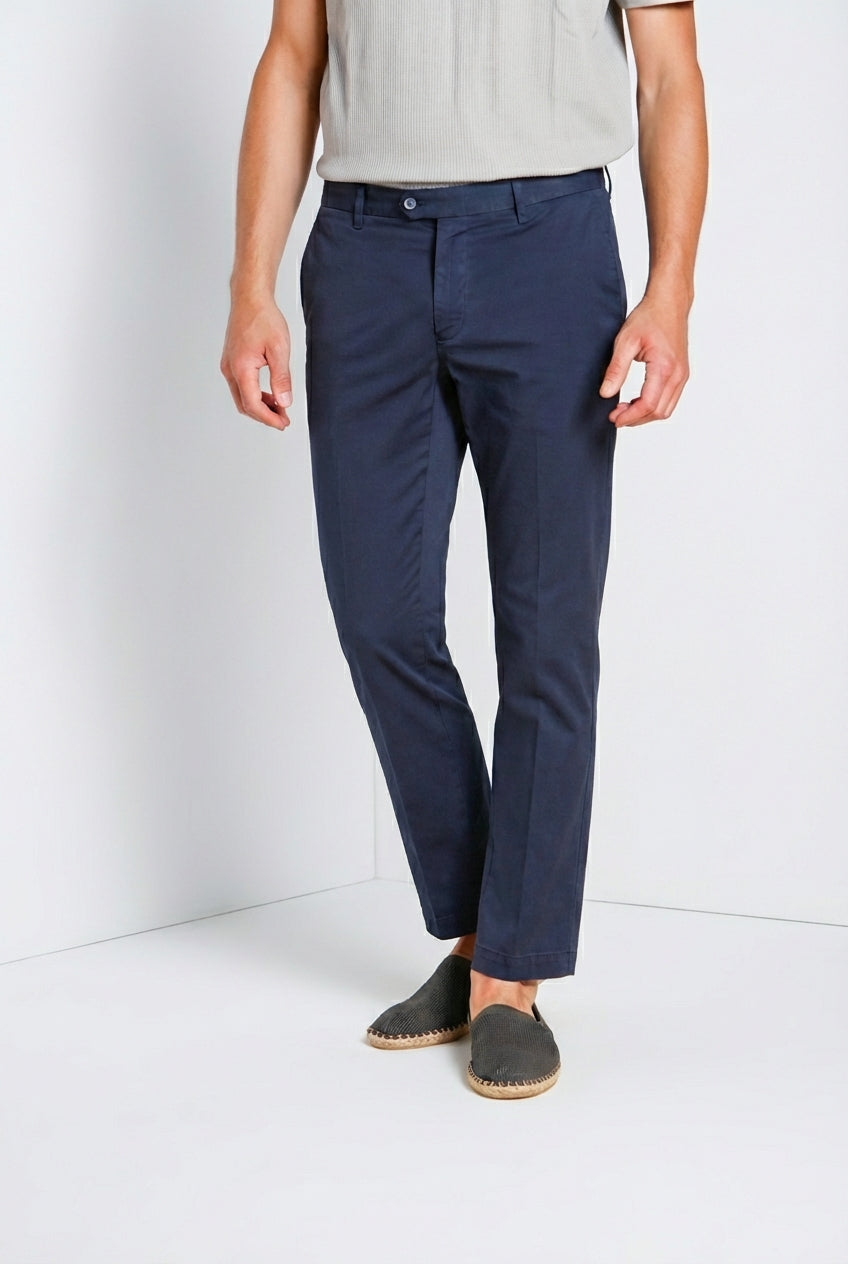 New York pantalón chino hombre en gabardina stretch regular fit ①