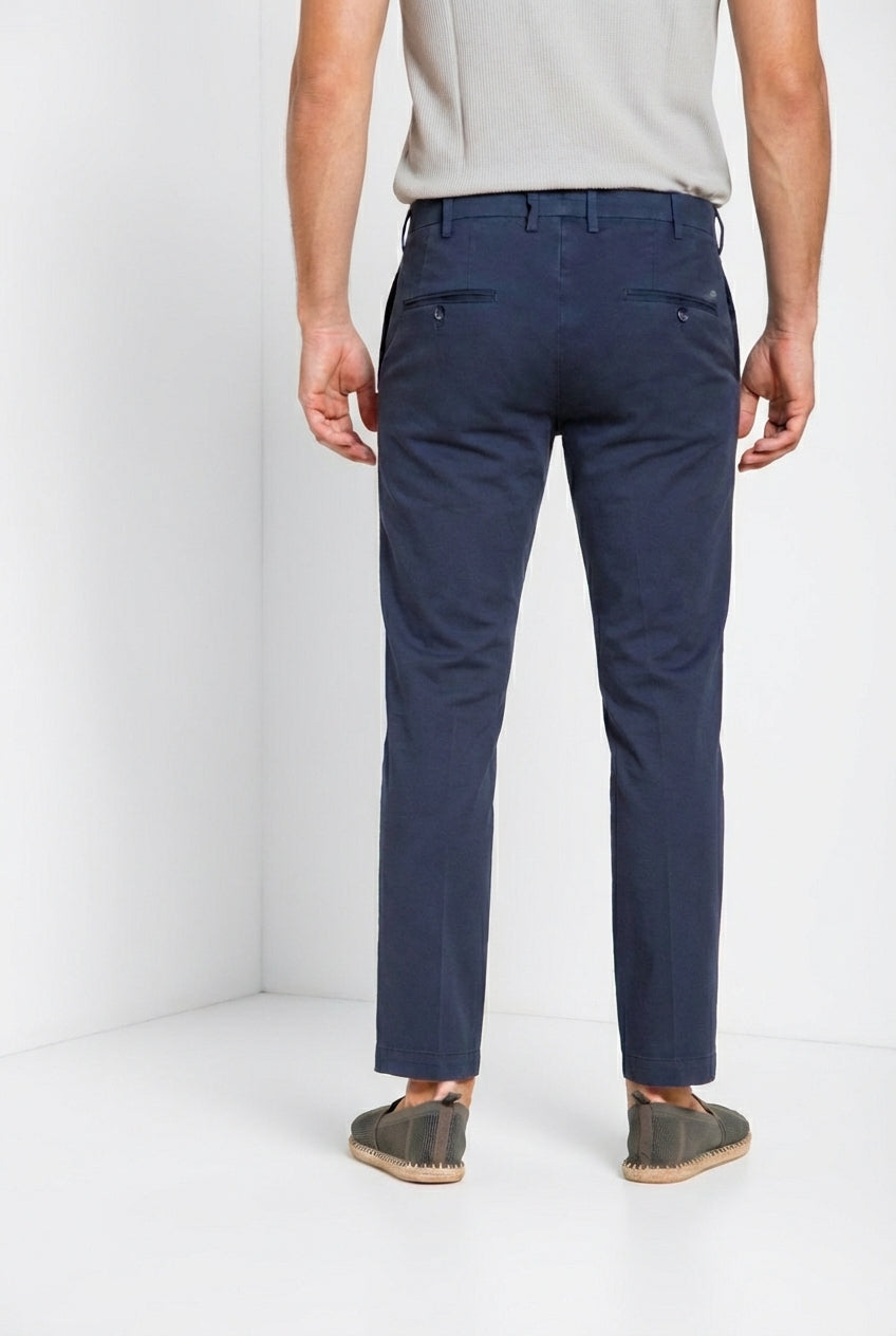 New York pantalón chino hombre en gabardina stretch regular fit ①