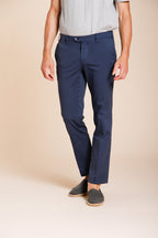 New York Hose Chino Herren aus Stretch-Gabardine regular fit ①