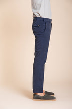 New York Hose Chino Herren aus Stretch-Gabardine regular fit ①