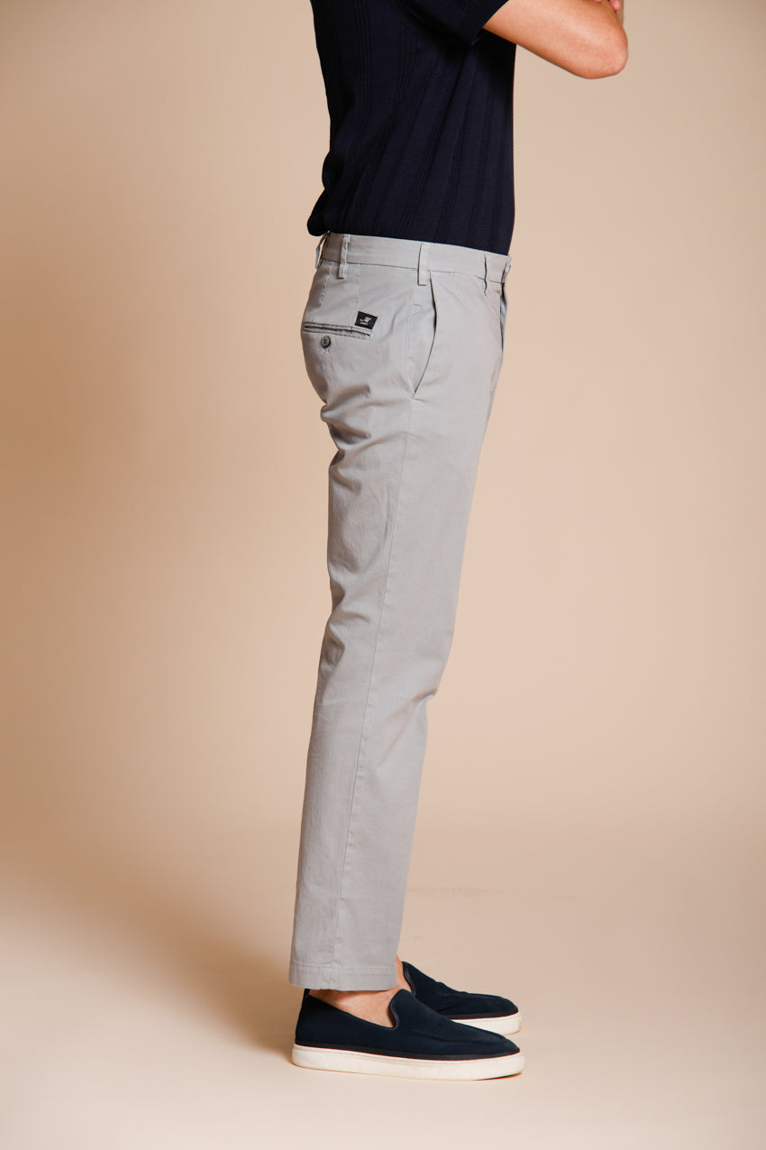 New York pantalone chino uomo in gabardina stretch regular fit ①