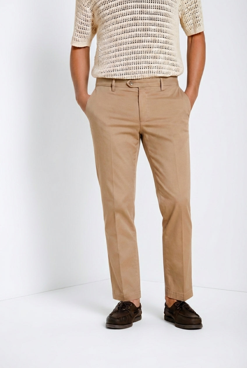 New York pantalón chino hombre en gabardina stretch regular fit ①