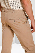 New York pantalón chino hombre en gabardina stretch regular fit ①