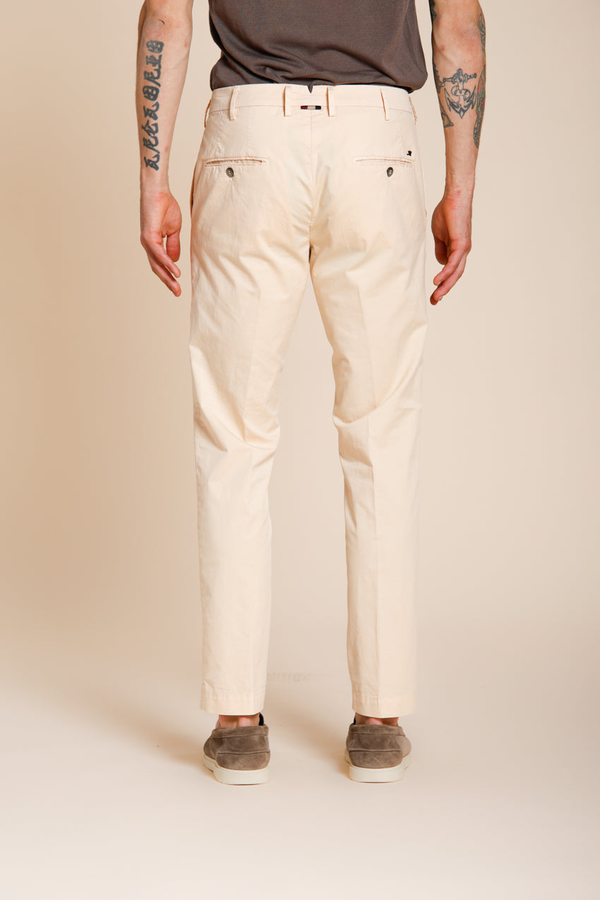 New York Hose Chino Herren aus Stretch Gabardine regular fit ①