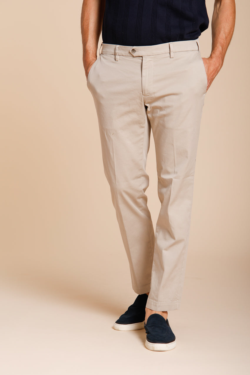 New York Hose Chino Herren aus Stretch-Gabardine regular fit ①