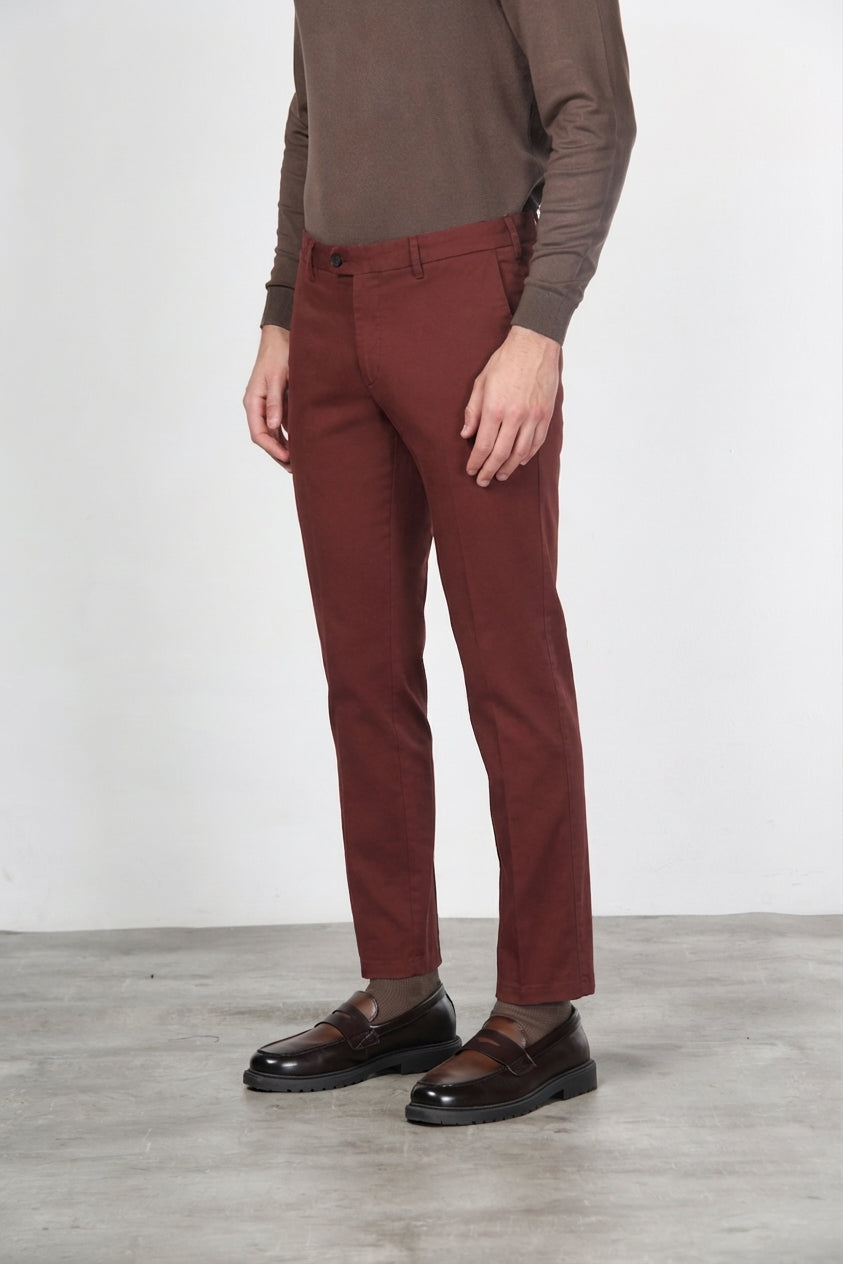 New York pantalón chino de hombre en gabardina de algodón y lana regular fit