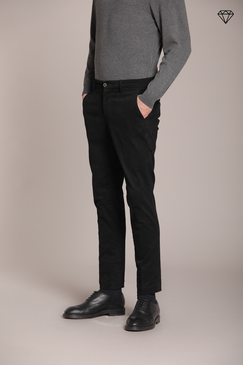 Milano pantalone chino uomo in gabardina stretch extra slim fit ①