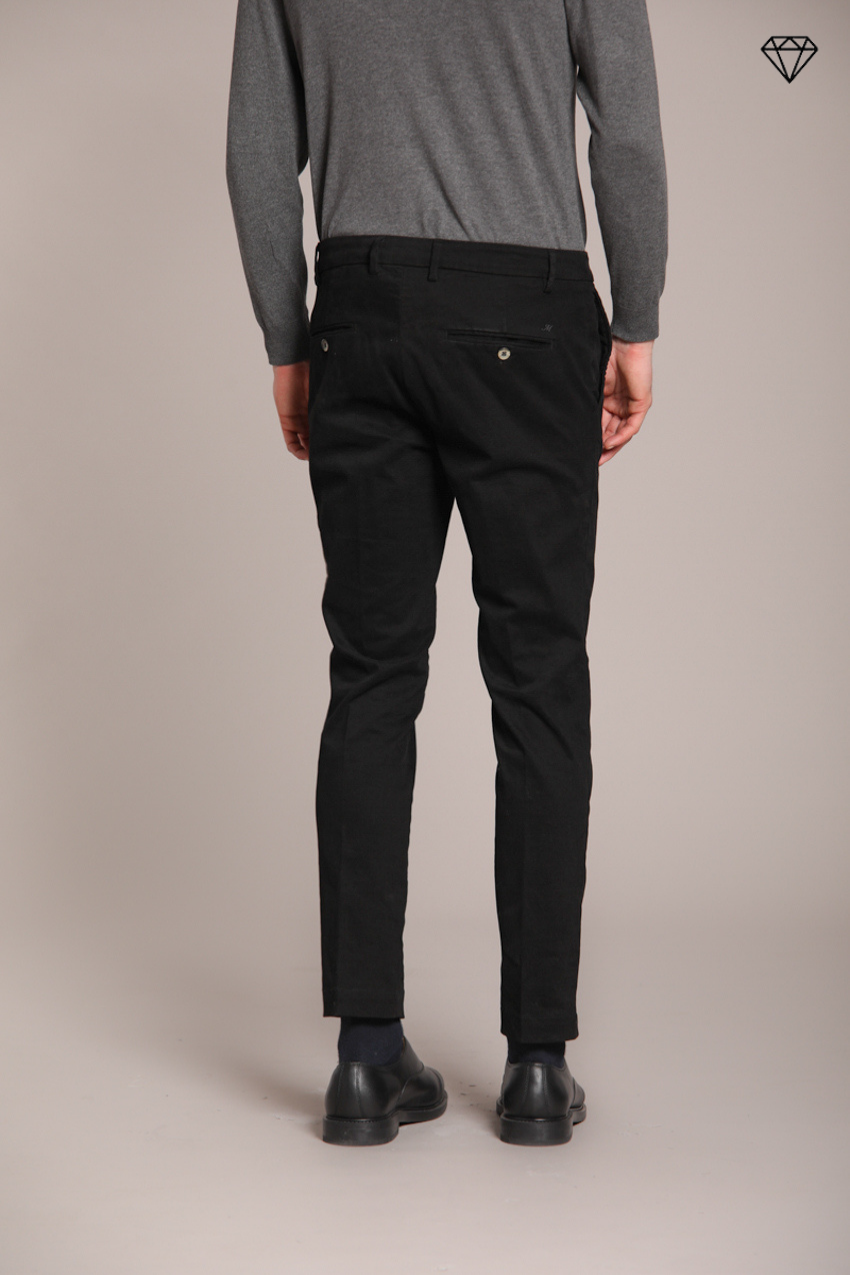 Milano pantalone chino uomo in gabardina stretch extra slim fit ①