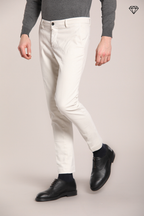Milano pantalone chino uomo in gabardina stretch extra slim fit ①