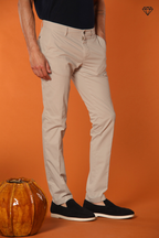 Milano Herren Chino Hose aus Pima-Baumwolle Extra Slim Fit ①