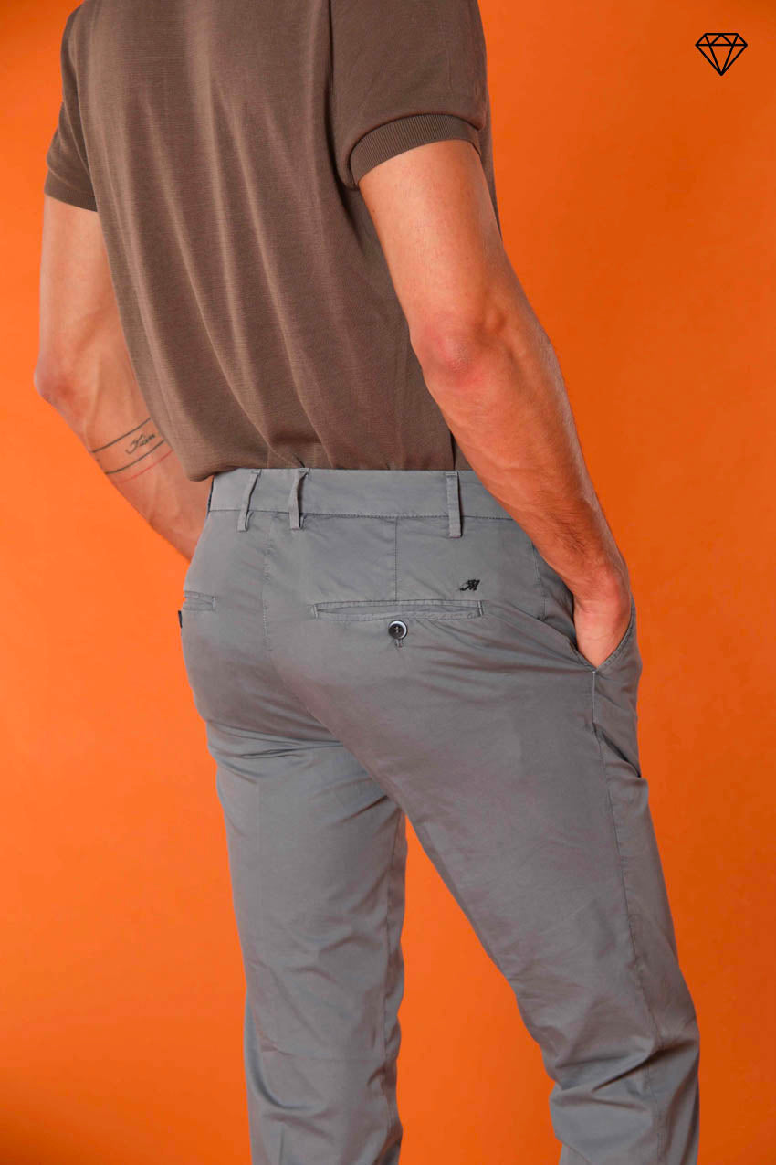 Milano Herren Chino Hose aus Pima-Baumwolle Extra Slim Fit ①